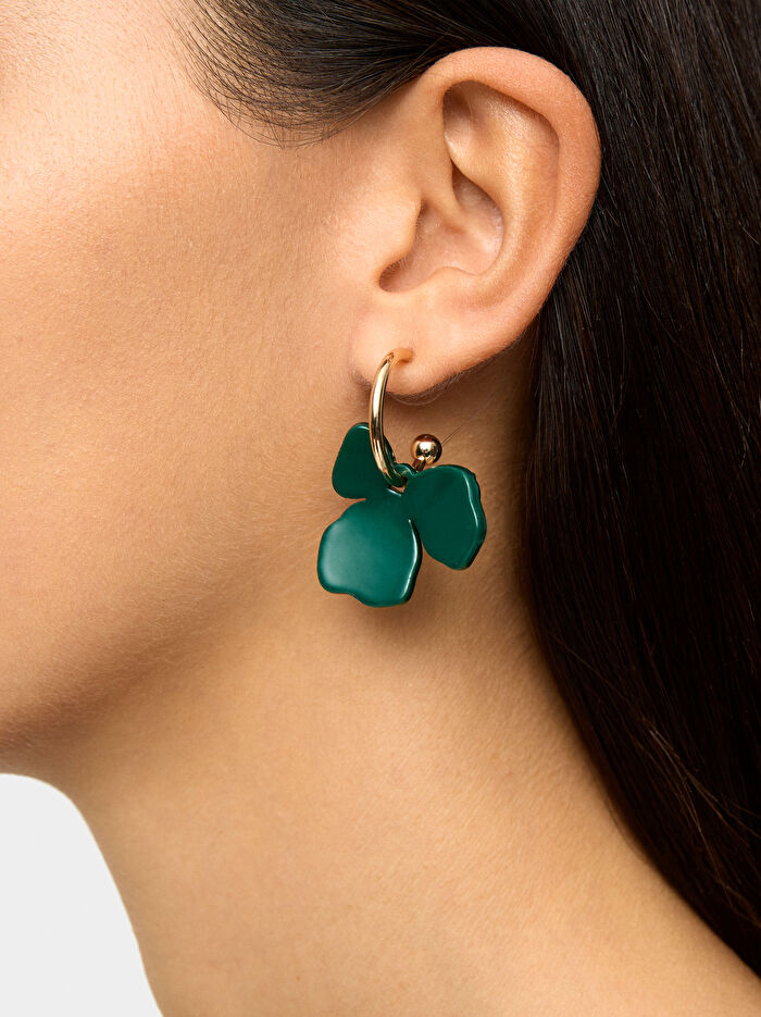 Çiçekli Halka Küpe