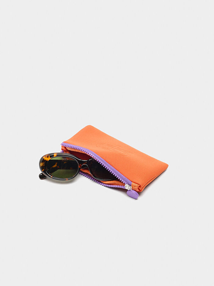 Oval Güneş Gözlüğü