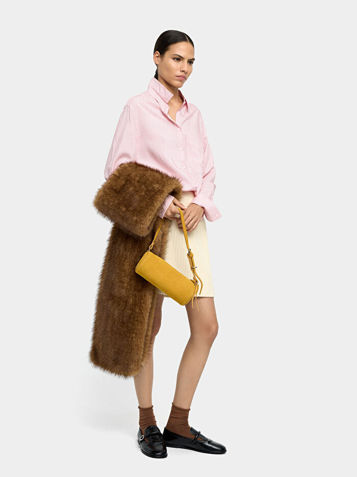 İnce Çizgili Gömlek