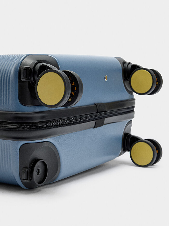 Dokulu Seyahat Valizi