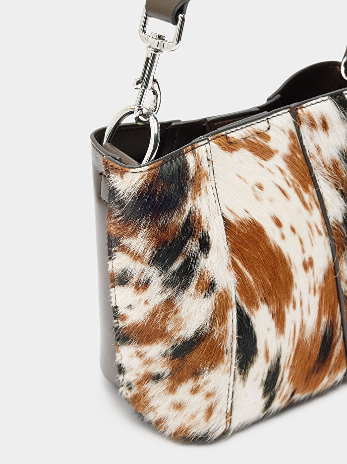 Deri Detaylı Bucket Çanta