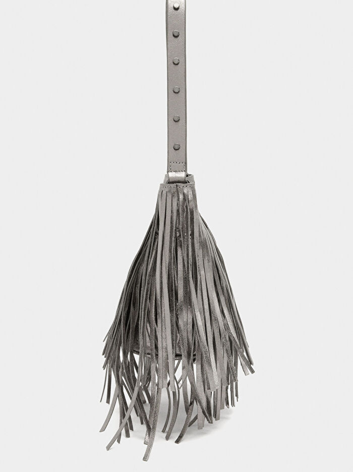 Uzun Püsküllü Bucket Çanta