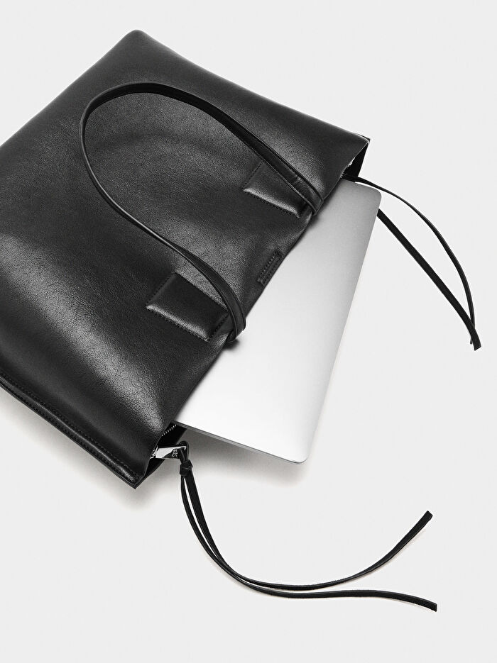 13 İnç Düz Laptop Çantası