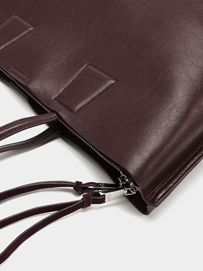 13 İnç Düz Laptop Çantası