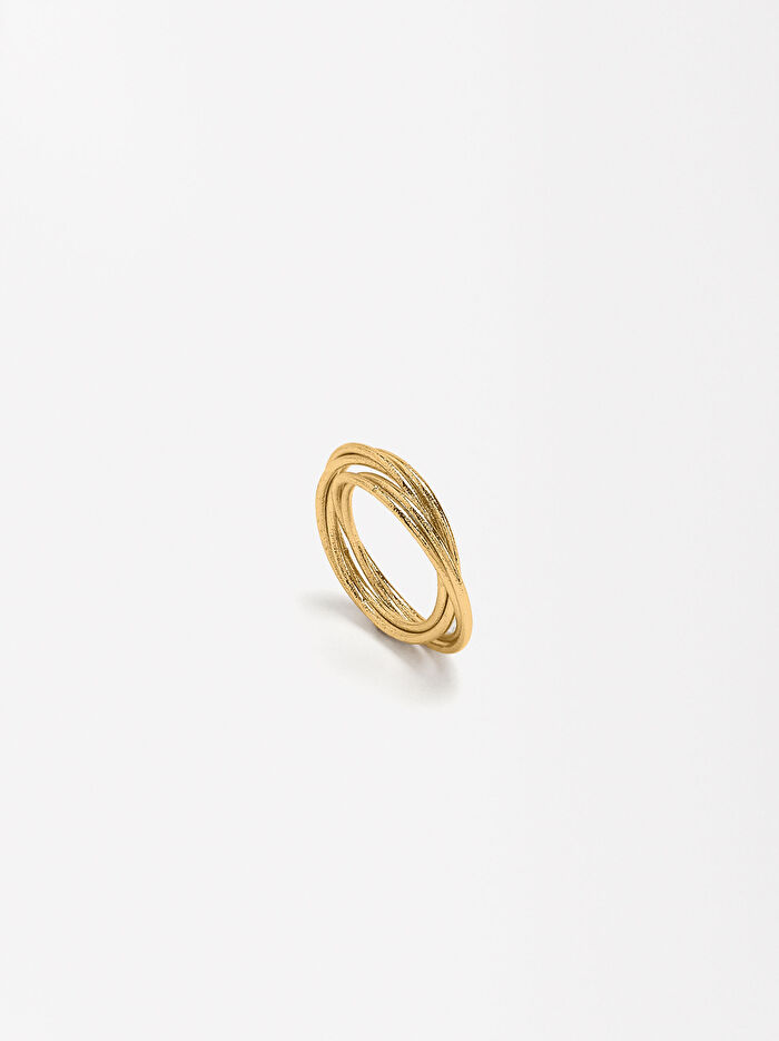 İç İçe Geçmiş Yüzük