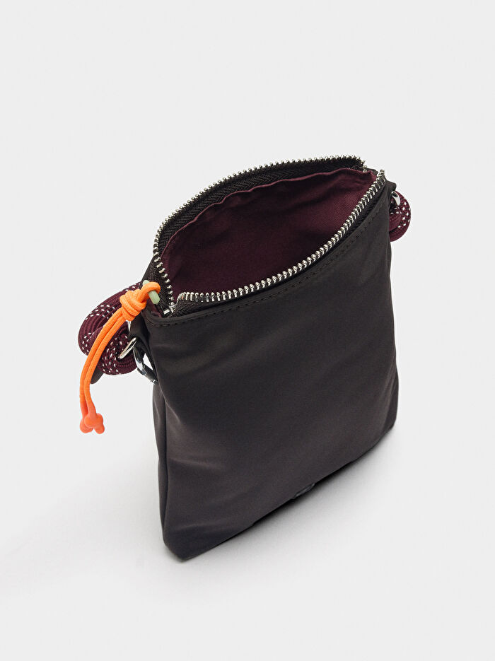 Teknik Kumaş Cep Telefonu Çantası