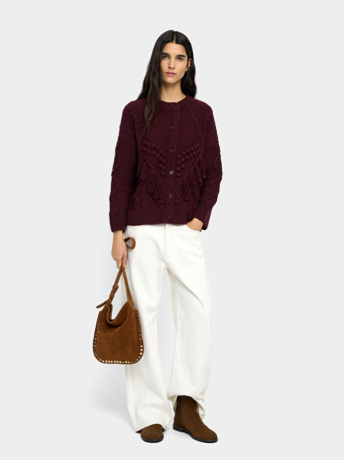 Püsküllü ve Kabartmalı Örme Hırka