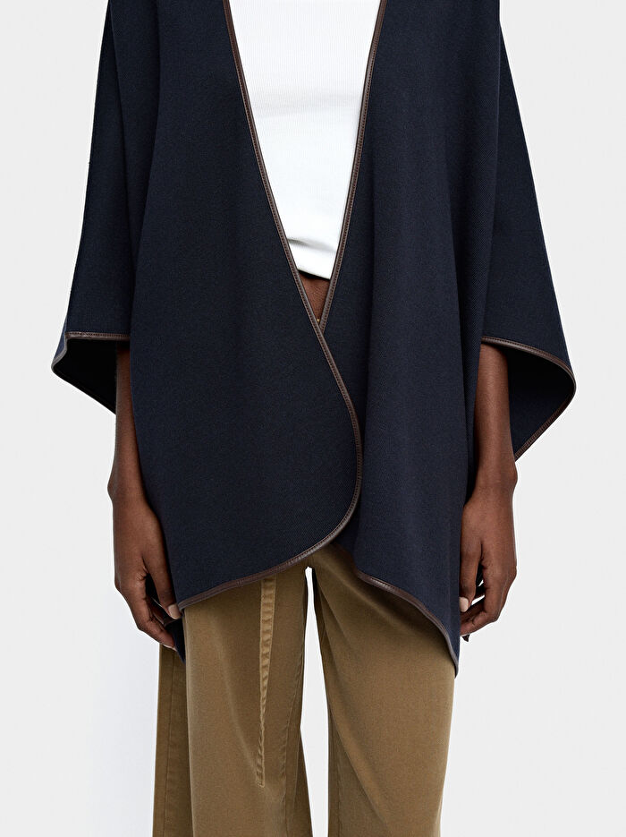 Dikiş Detaylı Örme Panço