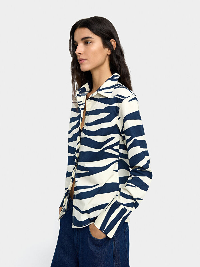 Desenli Pamuklu Gömlek