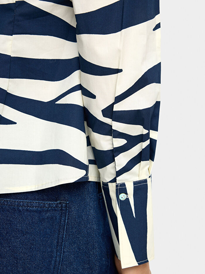 Desenli Pamuklu Gömlek