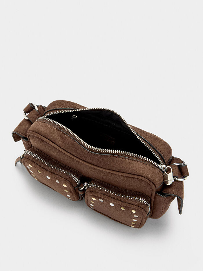 Deri Görünümlü Zımba Detaylı El Çantası