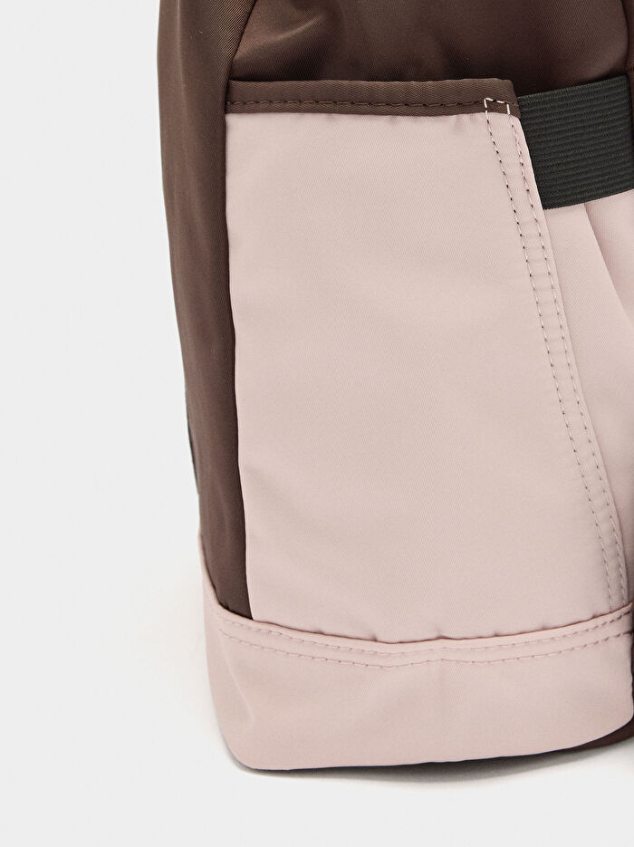 Teknik Kumaş Renk Bloklu Sırt Çantası