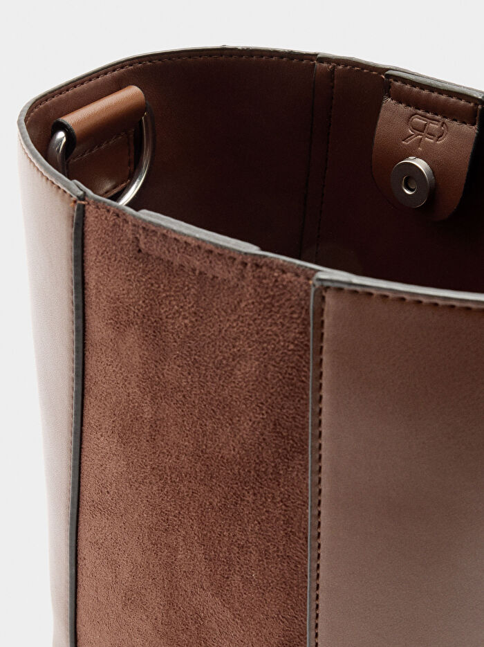 Kontrast Dokulu Bucket Çanta