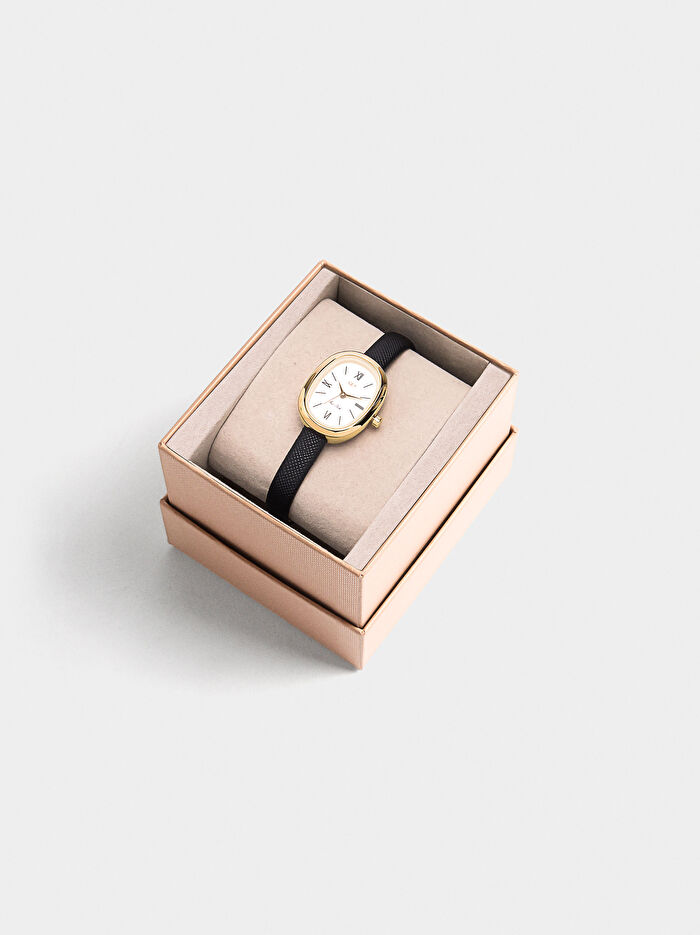 Dokulu Kayışlı Oval Saat