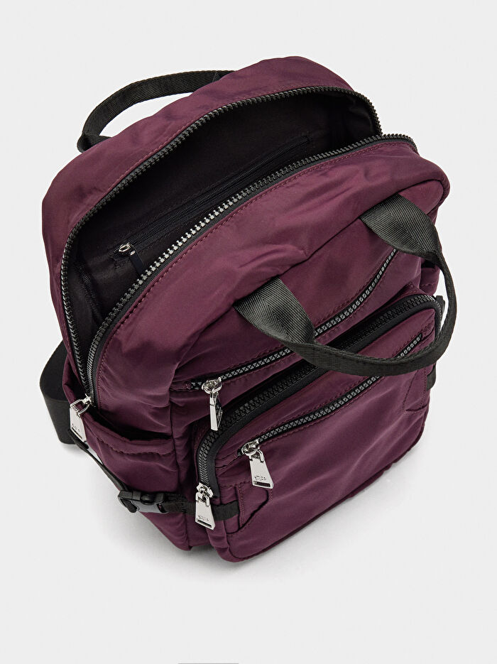 Charm'lı Teknik Kumaş Sırt Çantası