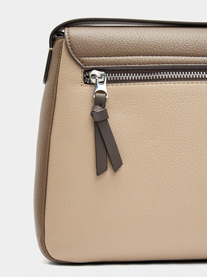 Kapaklı Renk Bloklu Çapraz Çanta