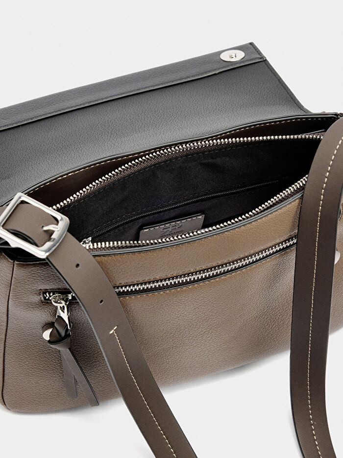 Kapaklı Renk Bloklu Çapraz Çanta