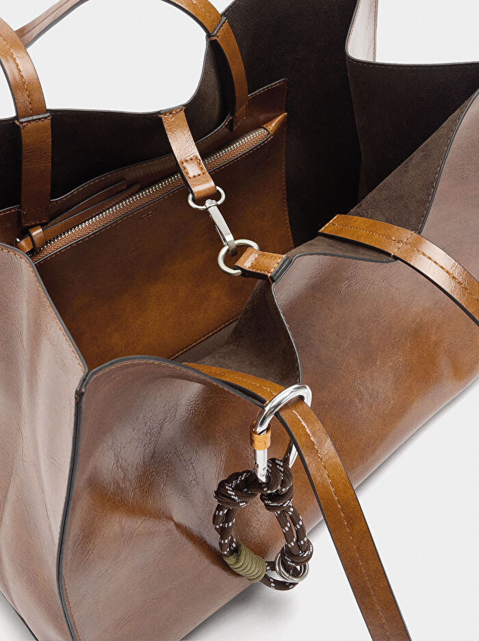 Charm'lı Shopper Çanta