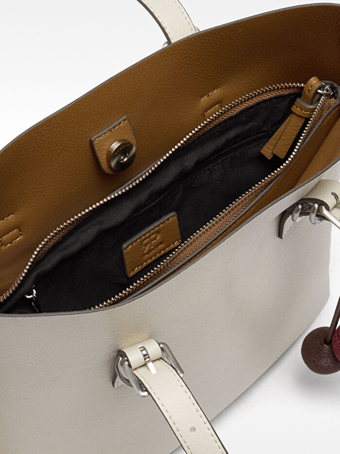 Charm'lı Tote Çanta