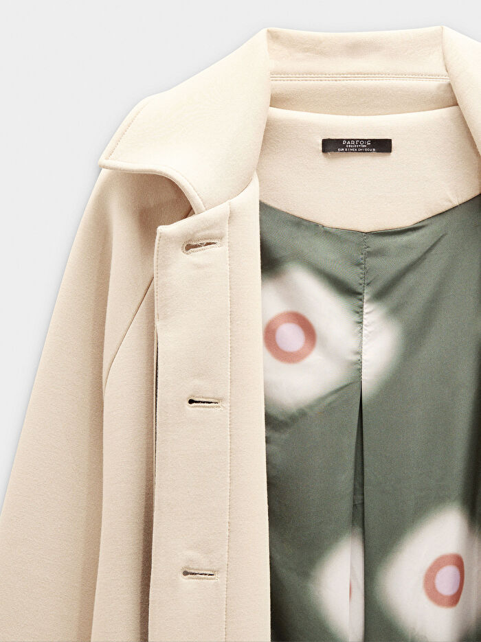 Yumuşak Dokulu ve Astarlı Trençkot