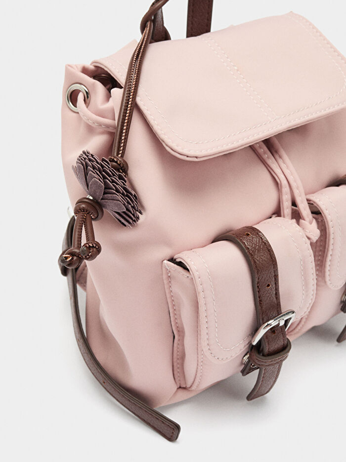 Charmlı Mini Teknik Kumaş Sırt Çantası