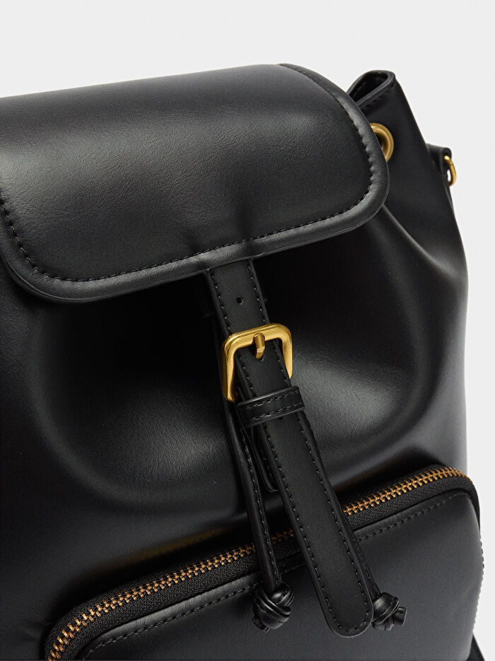 Çapraz Askı Detaylı Sırt Çantası