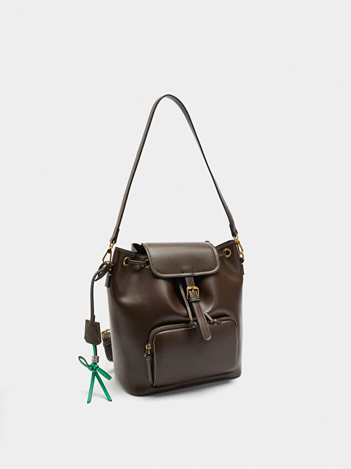 Çapraz Askı Detaylı Sırt Çantası