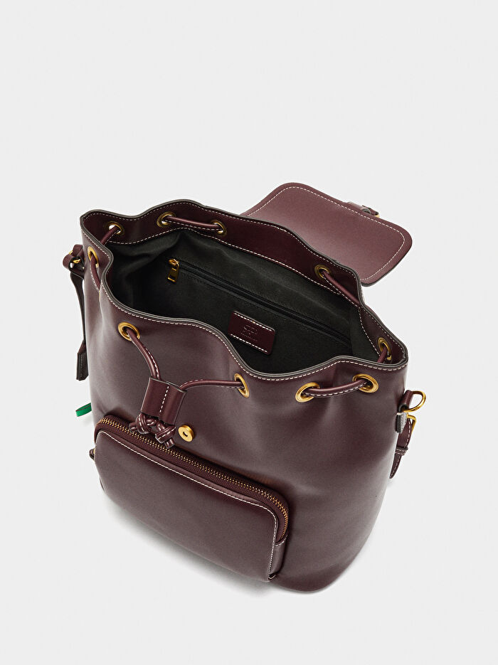 Çapraz Askı Detaylı Sırt Çantası