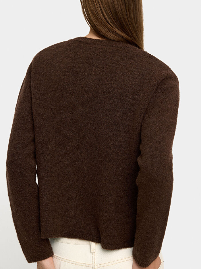 Fırfır Detaylı Örme Hırka