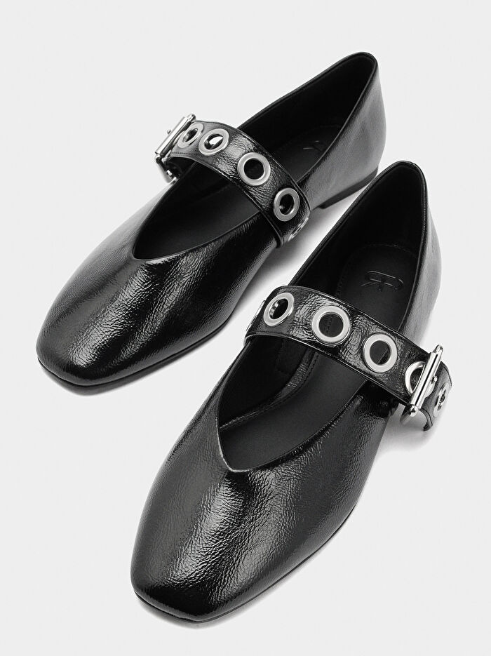 Zımba Detaylı Babet