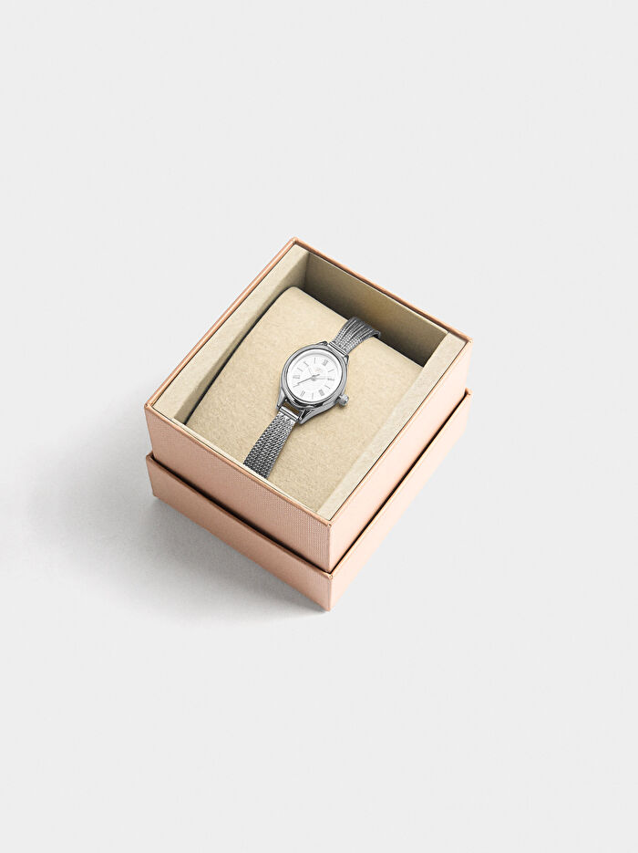 Paslanmaz Çelik Kordonlu Oval Saat