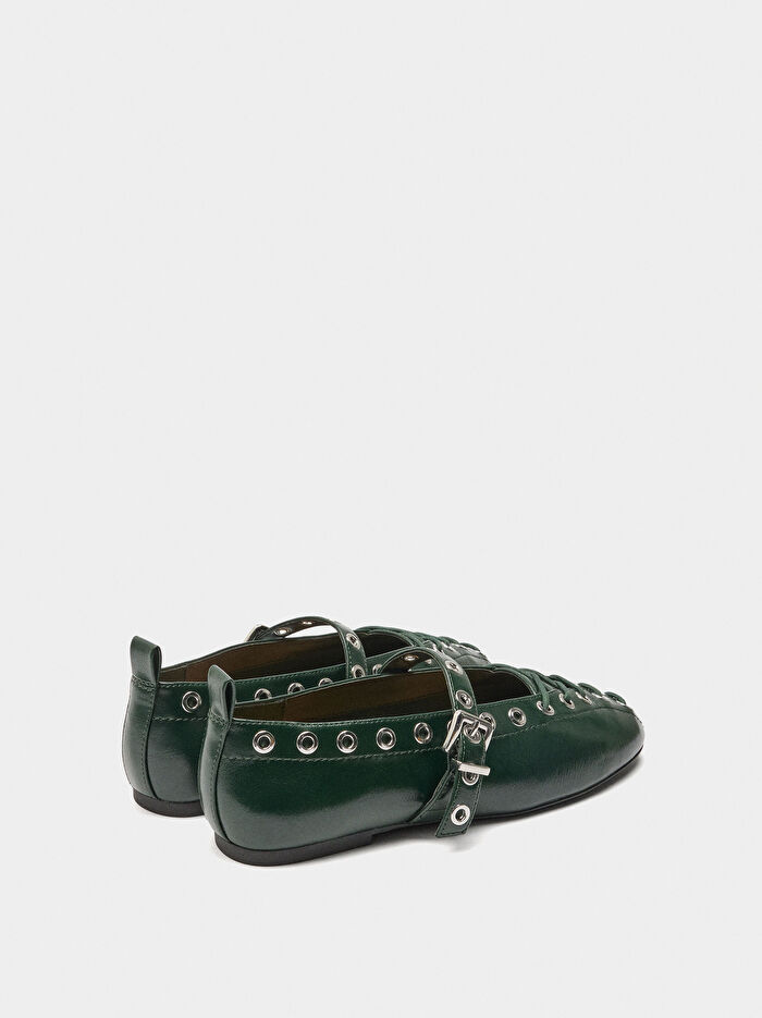 Zımba Detaylı Babet