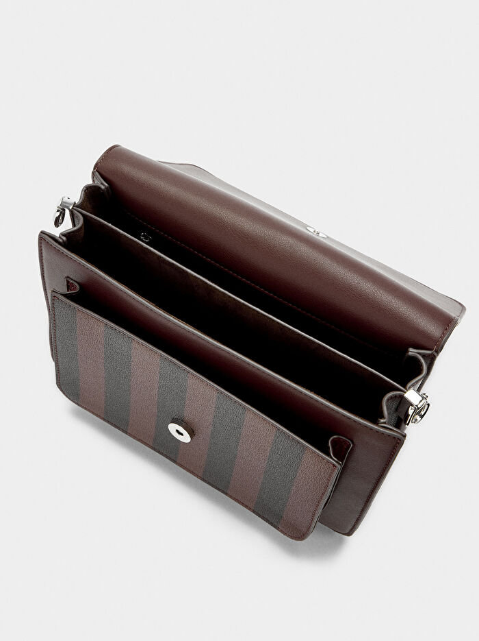 Çapraz Askılı Çanta