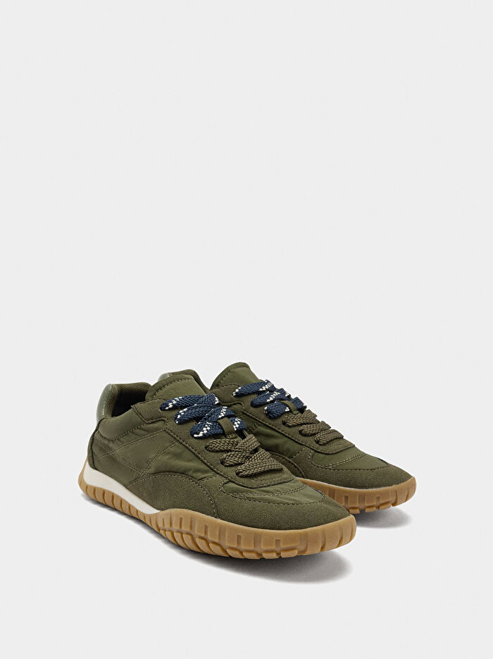 Tek Renkli Spor Ayakkabı