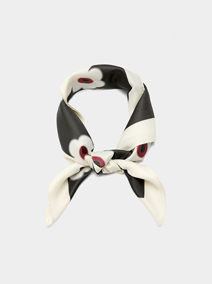 Saten Kare Desenli Fular