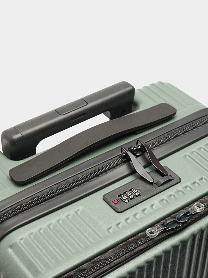 Dokulu Seyahat Valizi