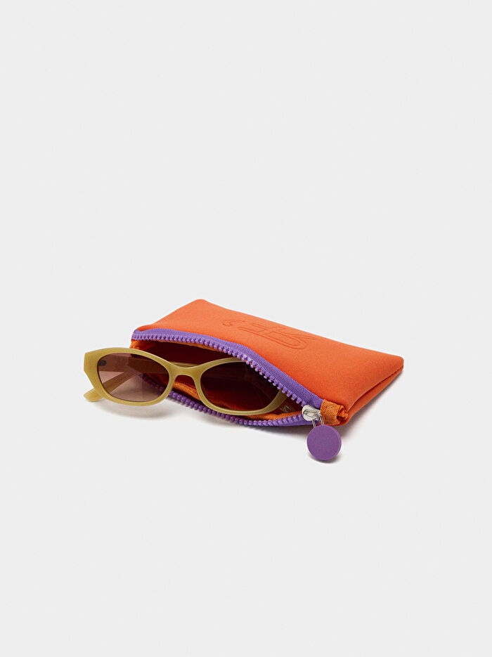 Oval Güneş Gözlüğü