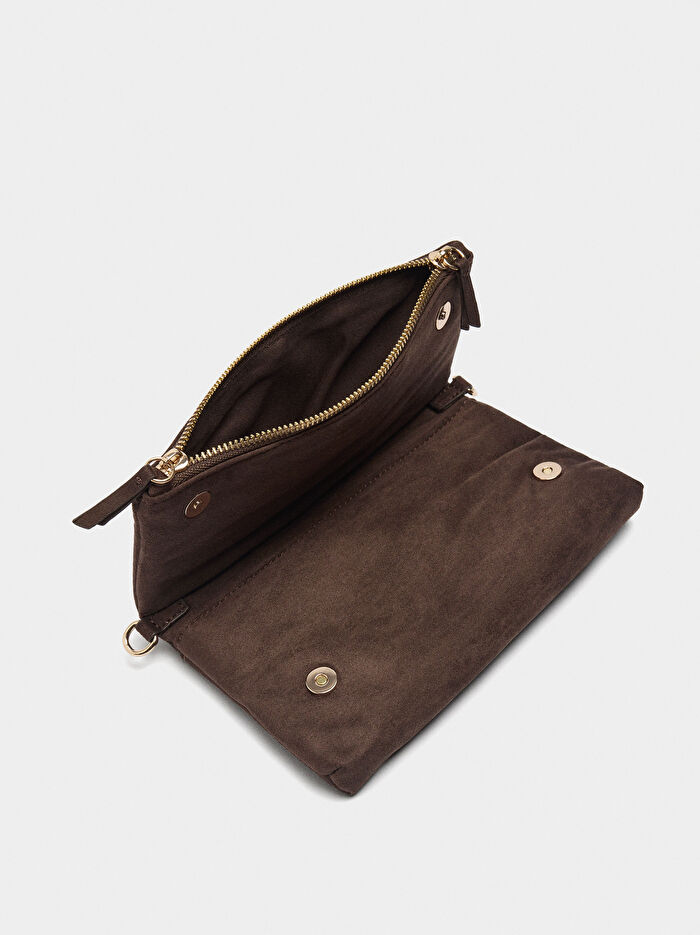 Kapaklı Deri Efektli Çapraz Çanta