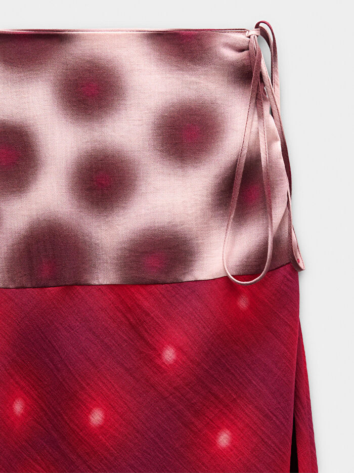 Asimetrik Desenli Etek