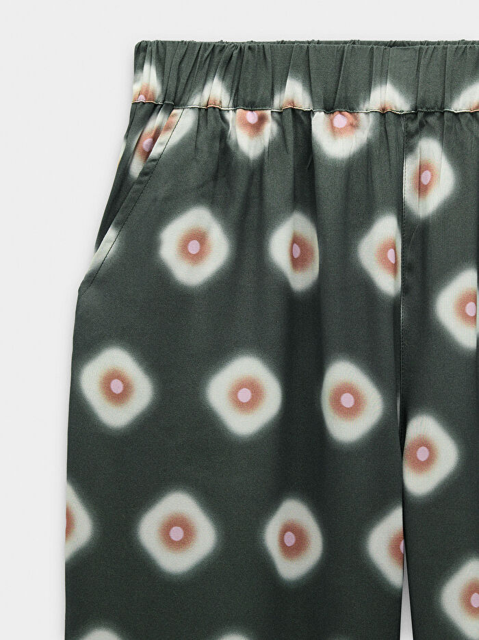 Desenli Bol Kesim Pantolon