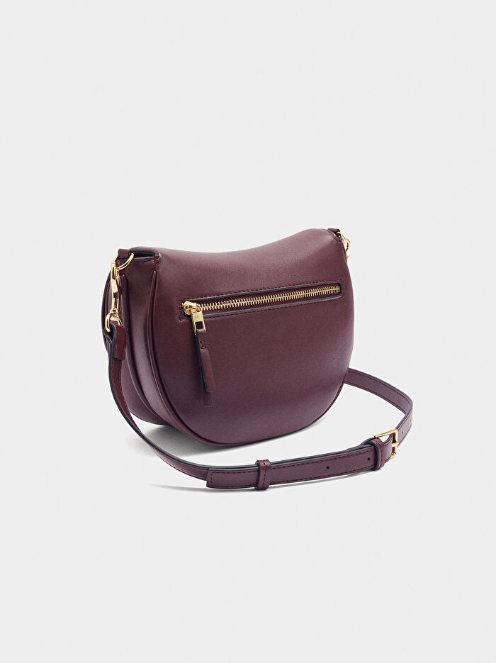 Kapaklı Oval Çapraz Çanta