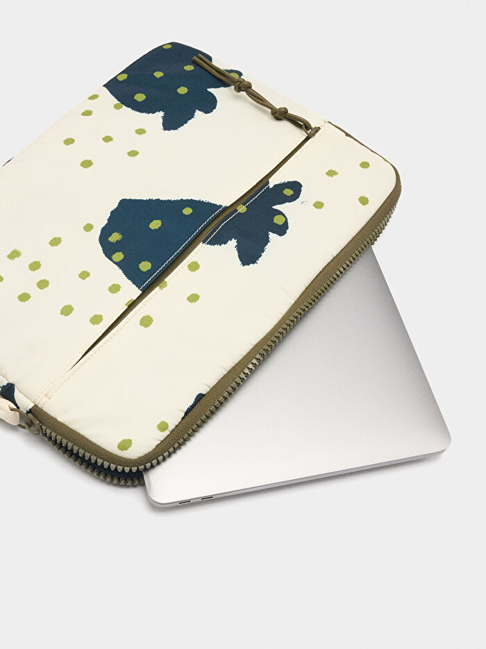 Desenli Teknik Kumaş 13 İnç Laptop Kılıfı