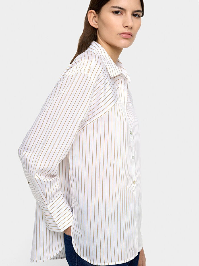 Çizgili Gömlek