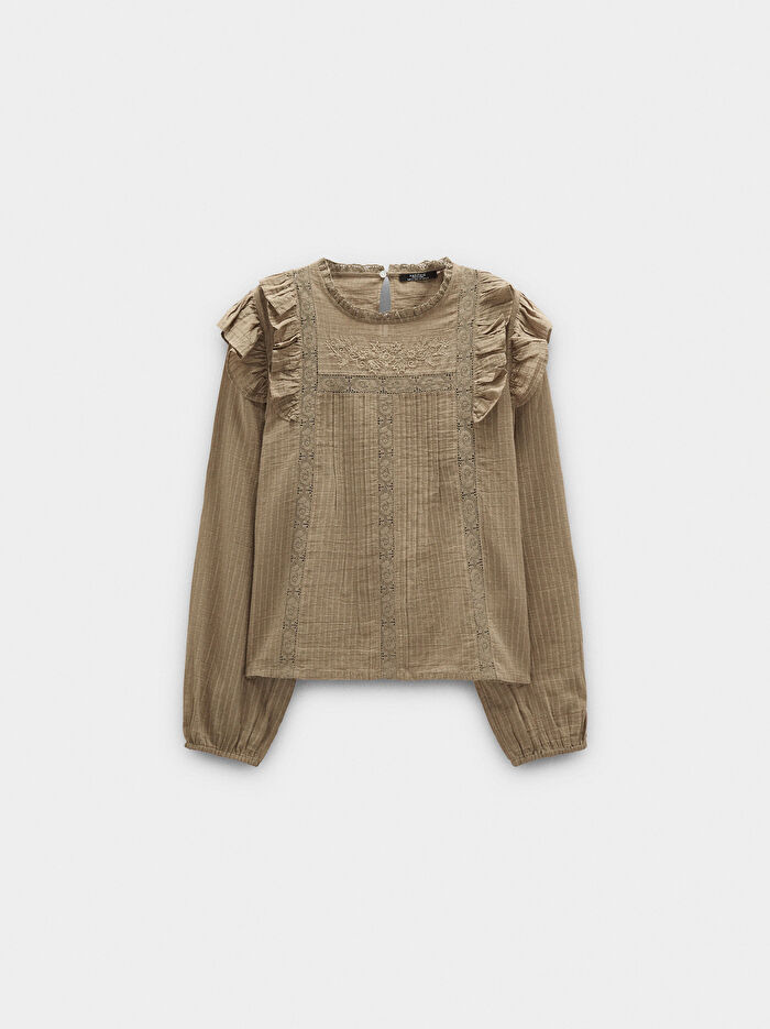 Nakışlı ve Fırfır Detaylı Bluz