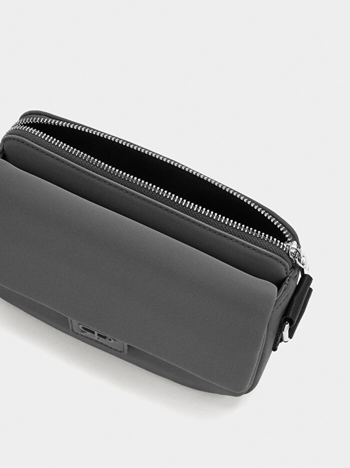 Yumuşak Dokulu Kapaklı Çapraz Çanta