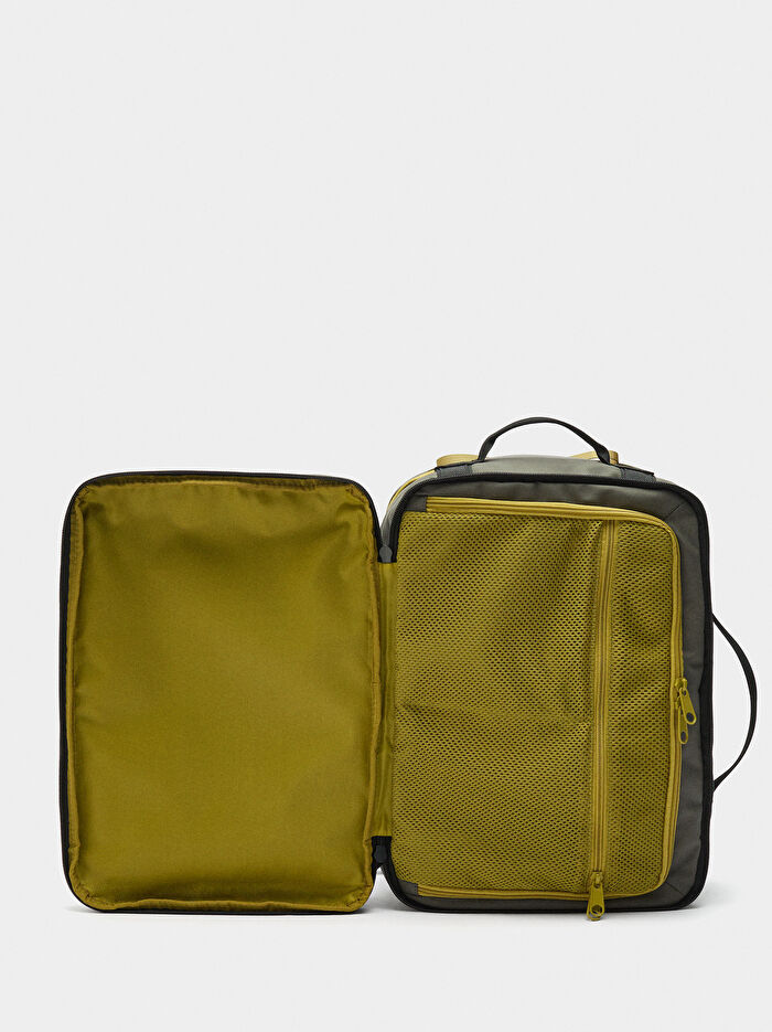 Kontrastlı Düz Kabin Sırt Çantası