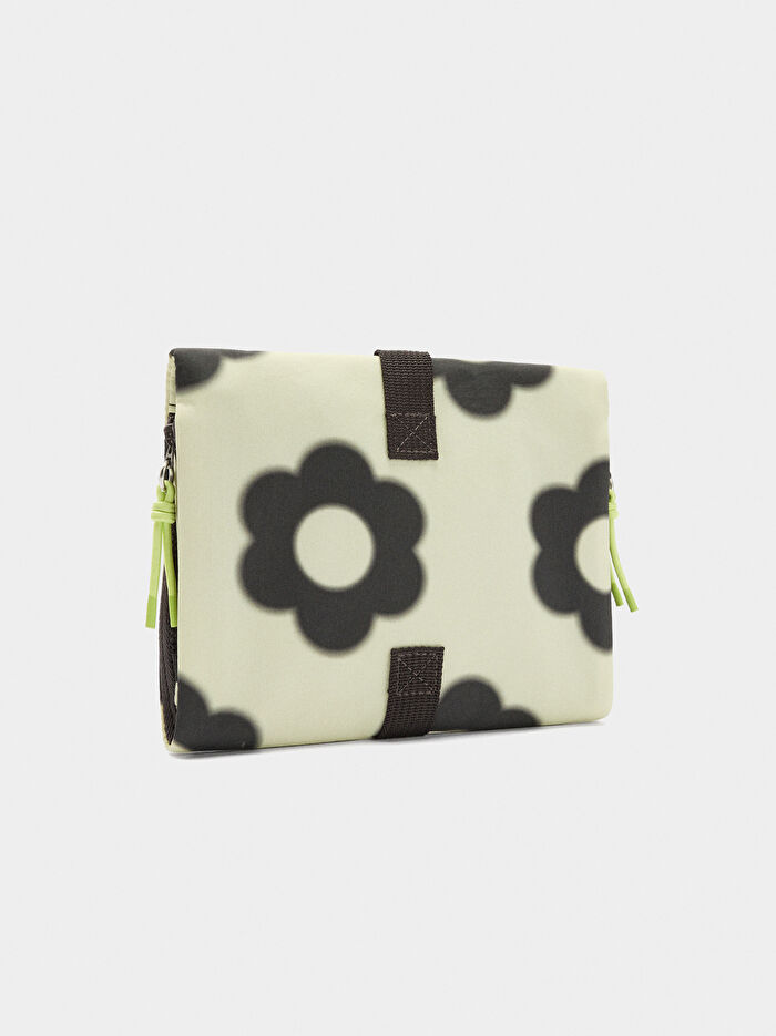 Teknik Kumaş Çiçek Desenli Çok Amaçlı Çanta