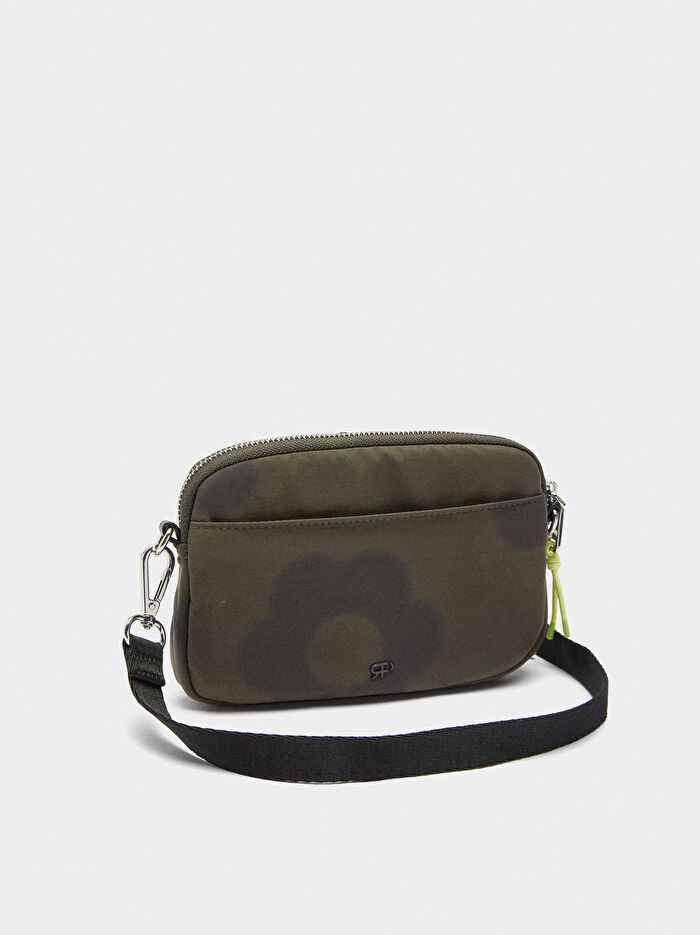 Teknik Kumaş Çiçek Desenli Çok Amaçlı Çanta