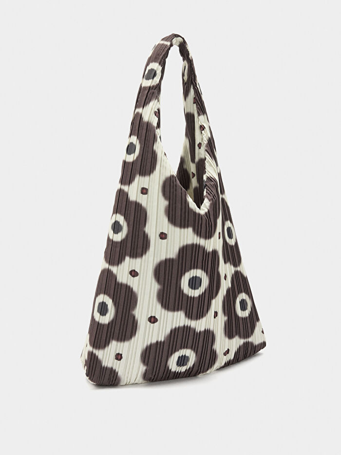 Çiçek Desenli Teknik Kumaş Omuz Çantası