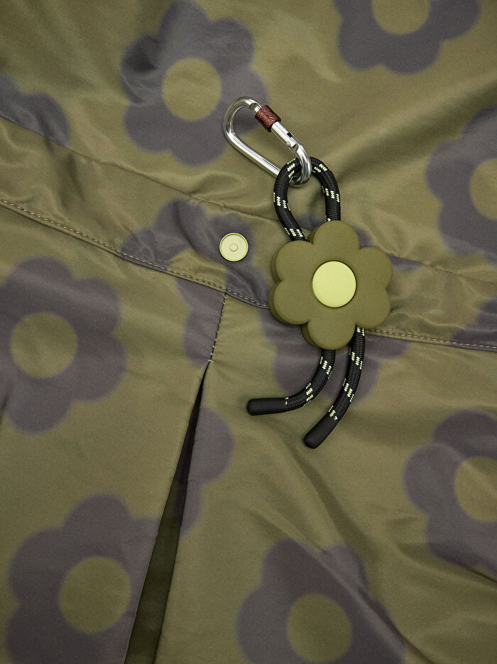 Büyük Çiçek Desenli Teknik Kumaş Omuz Çantası